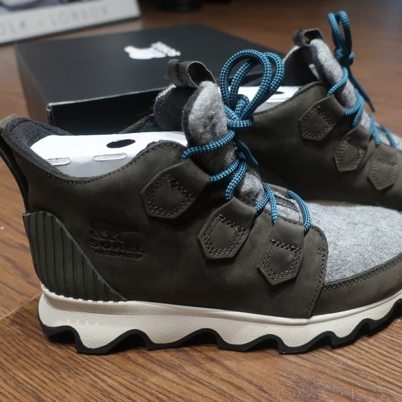 Sorel Kinetic Caribou Winter Boot - Picture 12 of 13